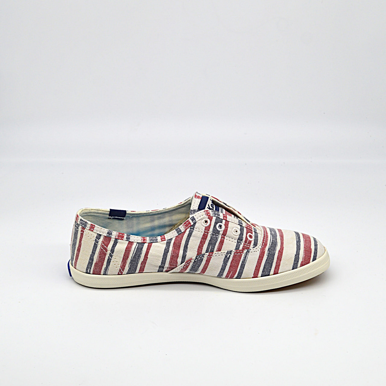 Keds Chillax Wash Stripe - Women - Image 3